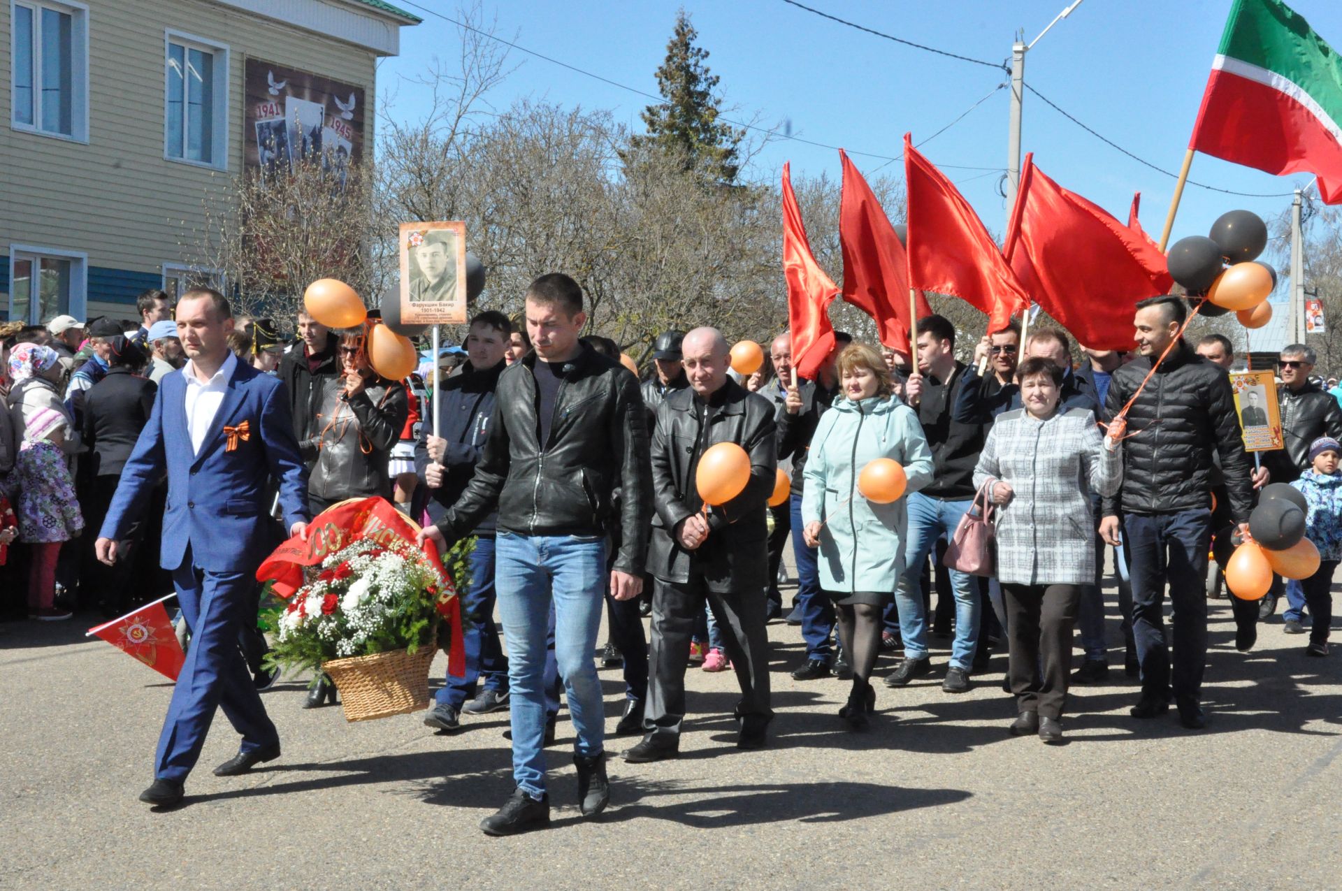 Сабада Бөек Җиңүнең 73 еллыгына багышланган парад - 2 нче өлеш