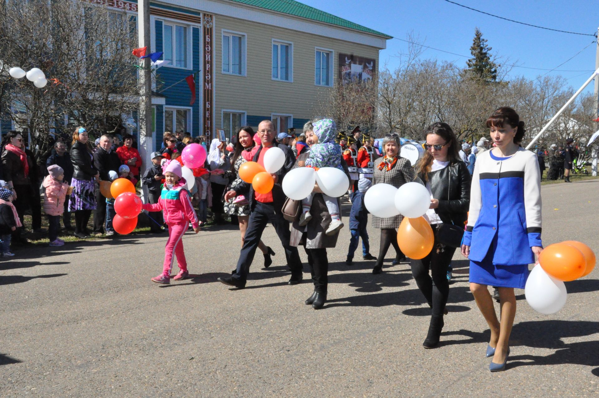 Сабада Бөек Җиңүнең 73 еллыгына багышланган парад - 2 нче өлеш