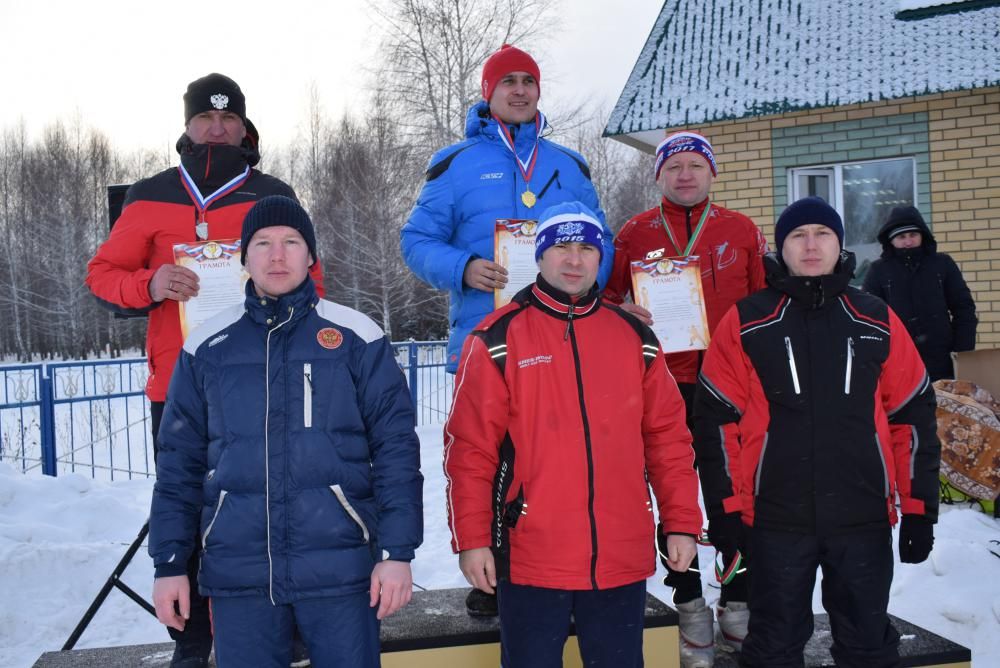 Теләче муниципаль районы башлыгы чаңгы ярышларында катнашты