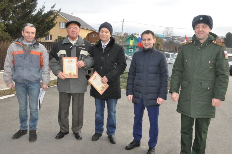 Саба  ракетачылар  һәм  артиллеристлары митингка чыкты