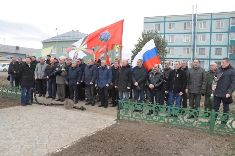 Саба  ракетачылар  һәм  артиллеристлары митингка чыкты