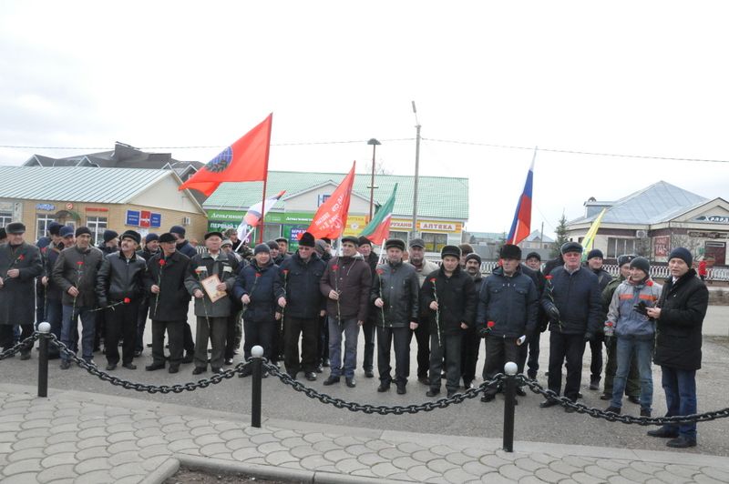 Саба  ракетачылар  һәм  артиллеристлары митингка чыкты