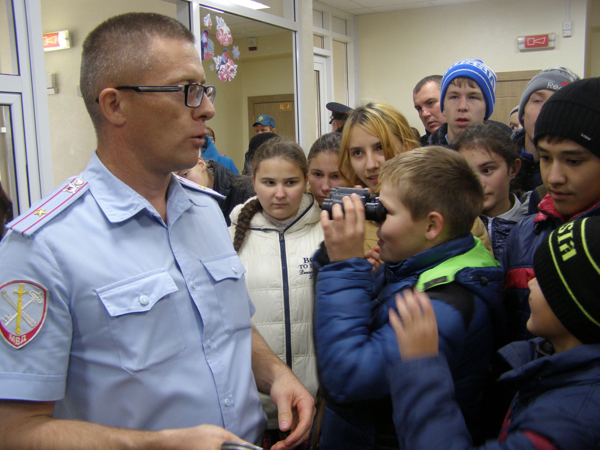 Полицейский  булып тумыйлар...