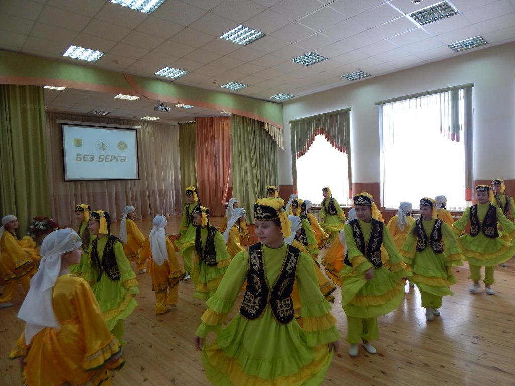 Республикакүләм “Без бергә” балалар халык иҗаты фестиваль-конкурсы ахырына якынлашты...