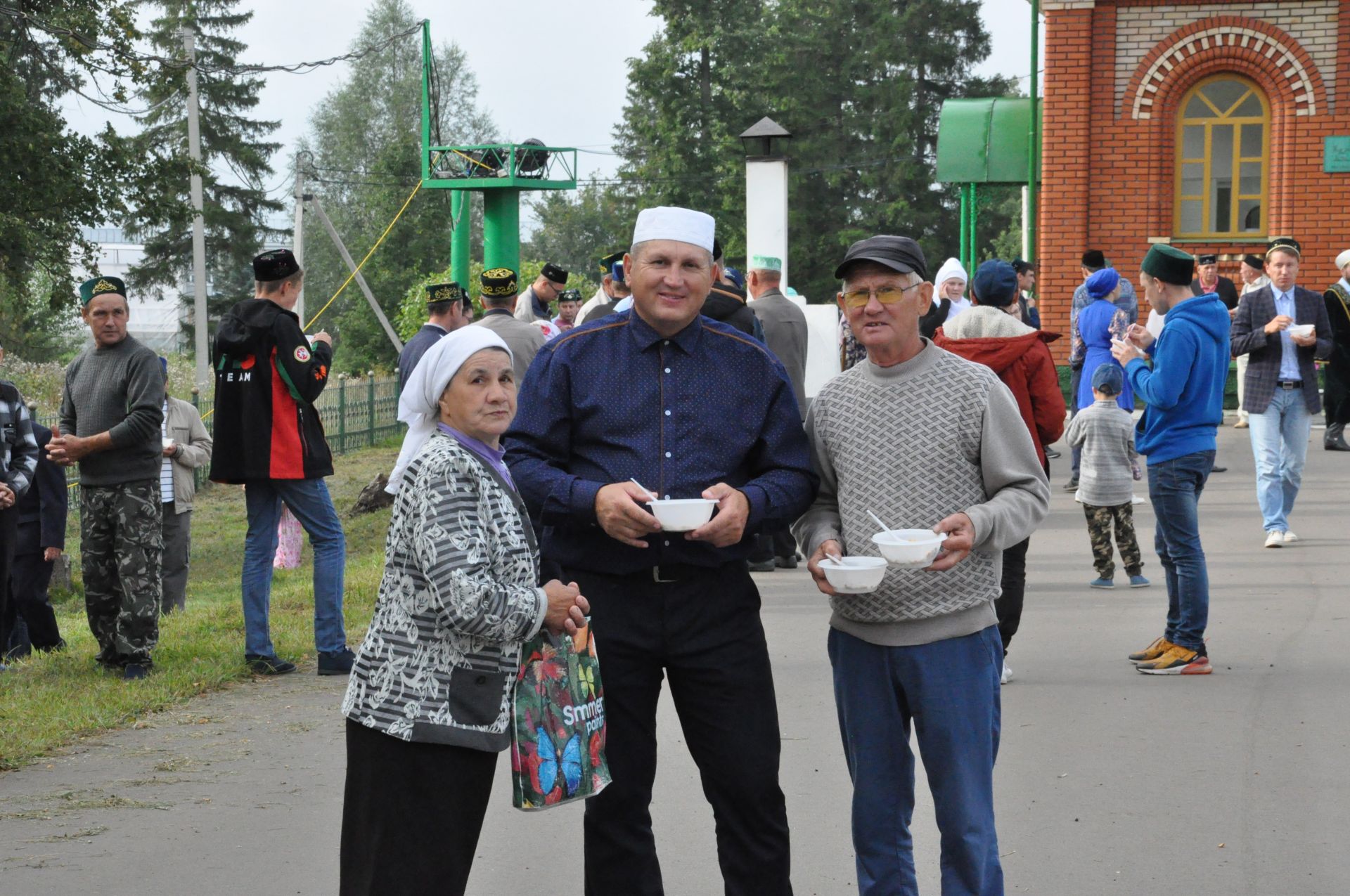 Лесхоз бистәсендә Корбан гаетенә багышлап балалар өчен үткәрелгән  бәйрәм чаралары (фоторепортаж)