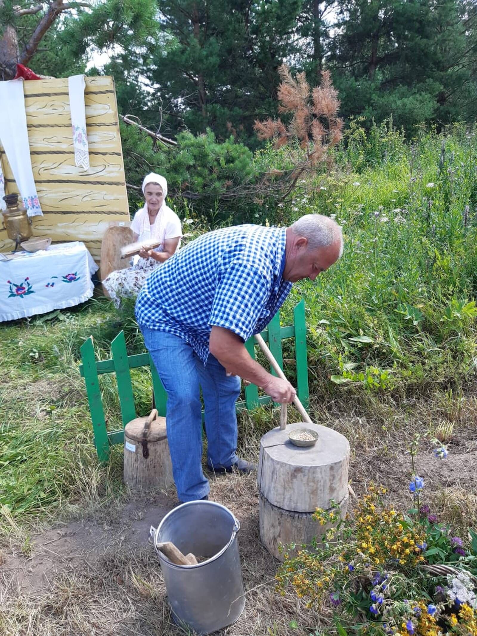 Йомгалак – милләтләр дуслыгы  үрнәге