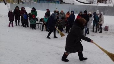 Иске Икшермә авыл җирлегендә яшәүчеләр һәм Байкиев К.С. исемендәге Икшермә интернат кадет мәктәбе укучылары ”Нәүрүз” бәйрәме үткәрделәр