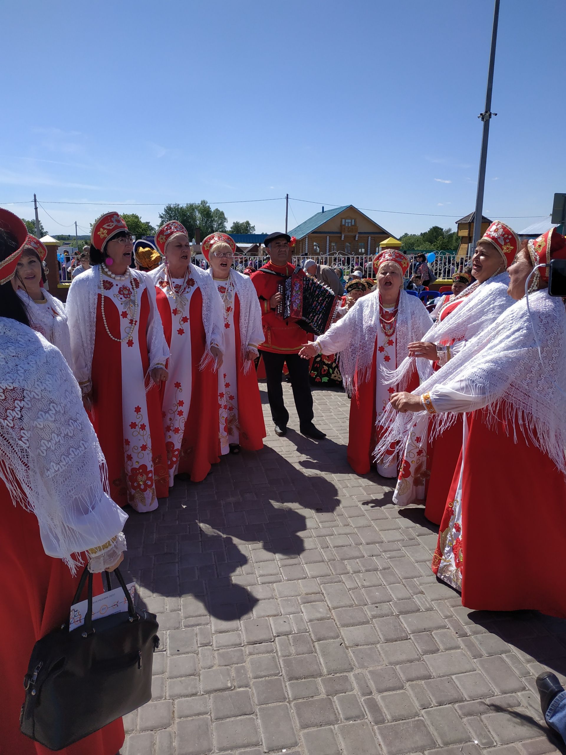 Лаеш районы Никольское авылында XXVII Бөтенроссия рус фольклоры фестивале “Каравон”