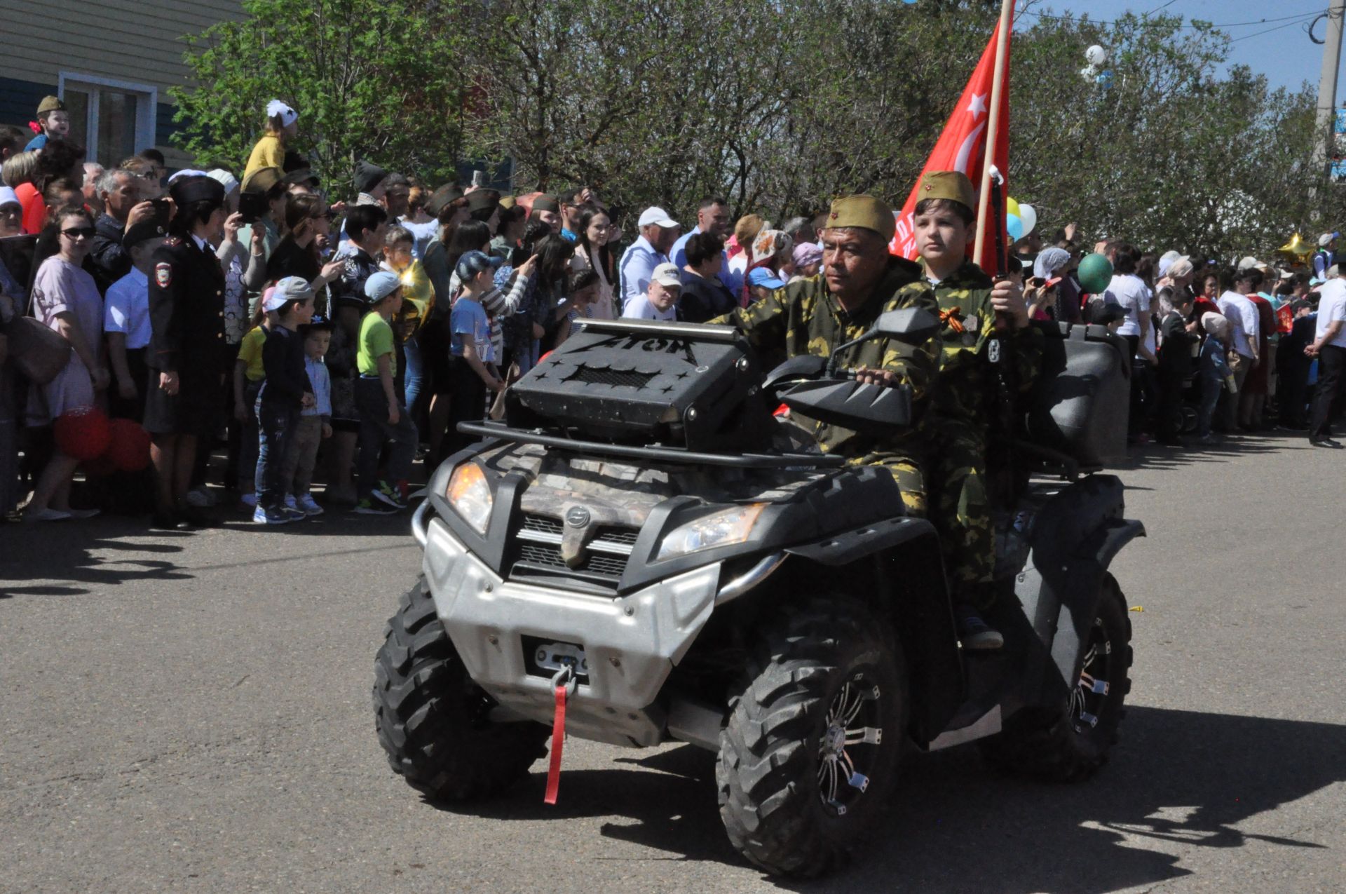 Сабада Бөек Җиңүнең 74 еллыгына багышланган парад