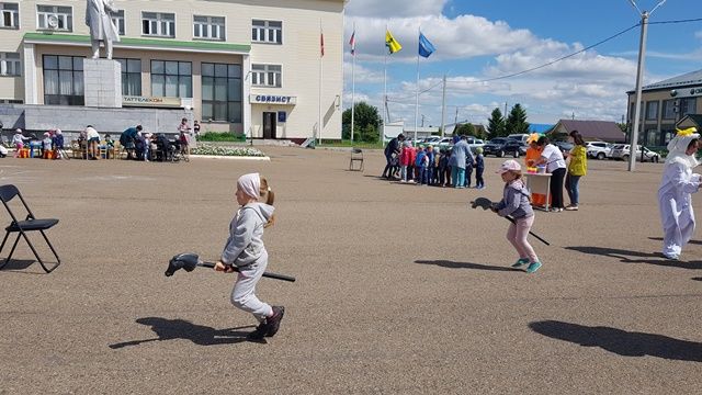 Саба район китапханәсе «Салават күпере» журналы редакциясе белән берлектә “Хәзинә” дигән  квест–уены оештырды