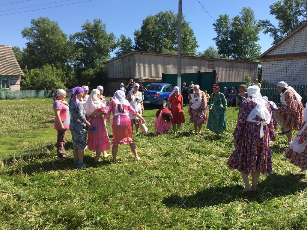 Иске Икшермә авыл җирлегендә татар халкының милли бәйрәме "Сабантуй"га әзерлек бара