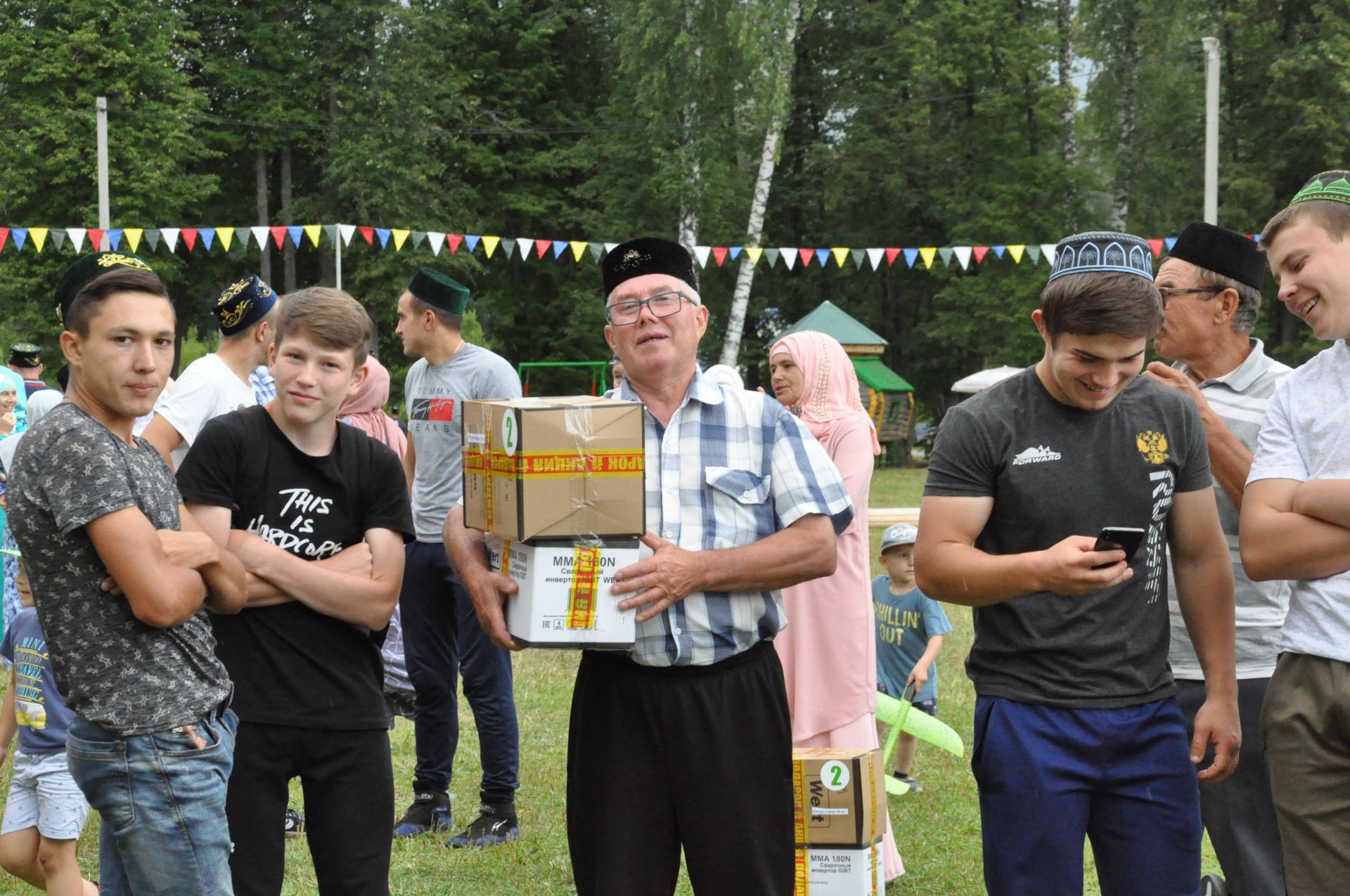 Сабаның Лесхоз бистәсендә мөселман Сабантуе узды