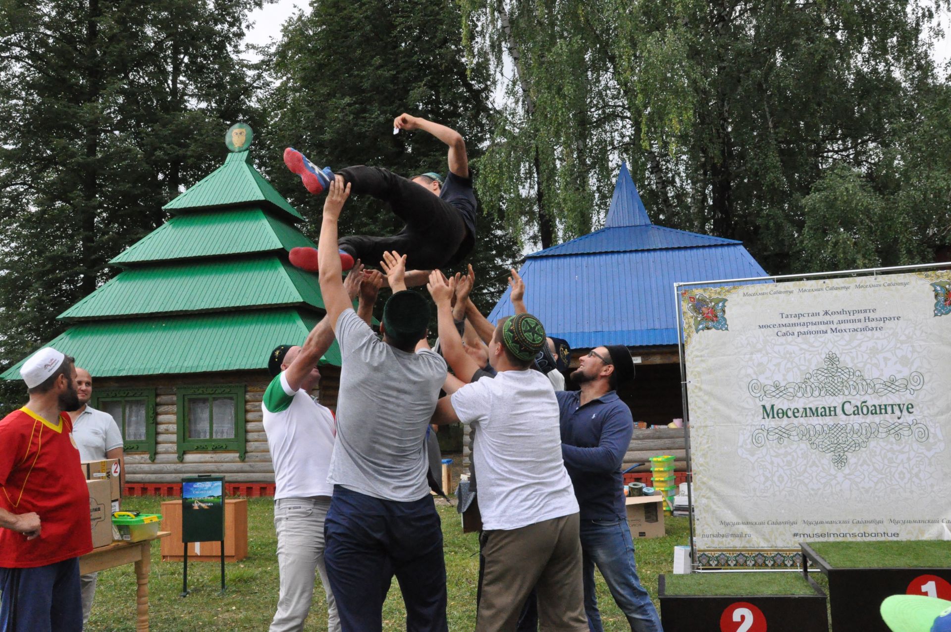 Сабаның Лесхоз бистәсендә мөселман Сабантуе узды