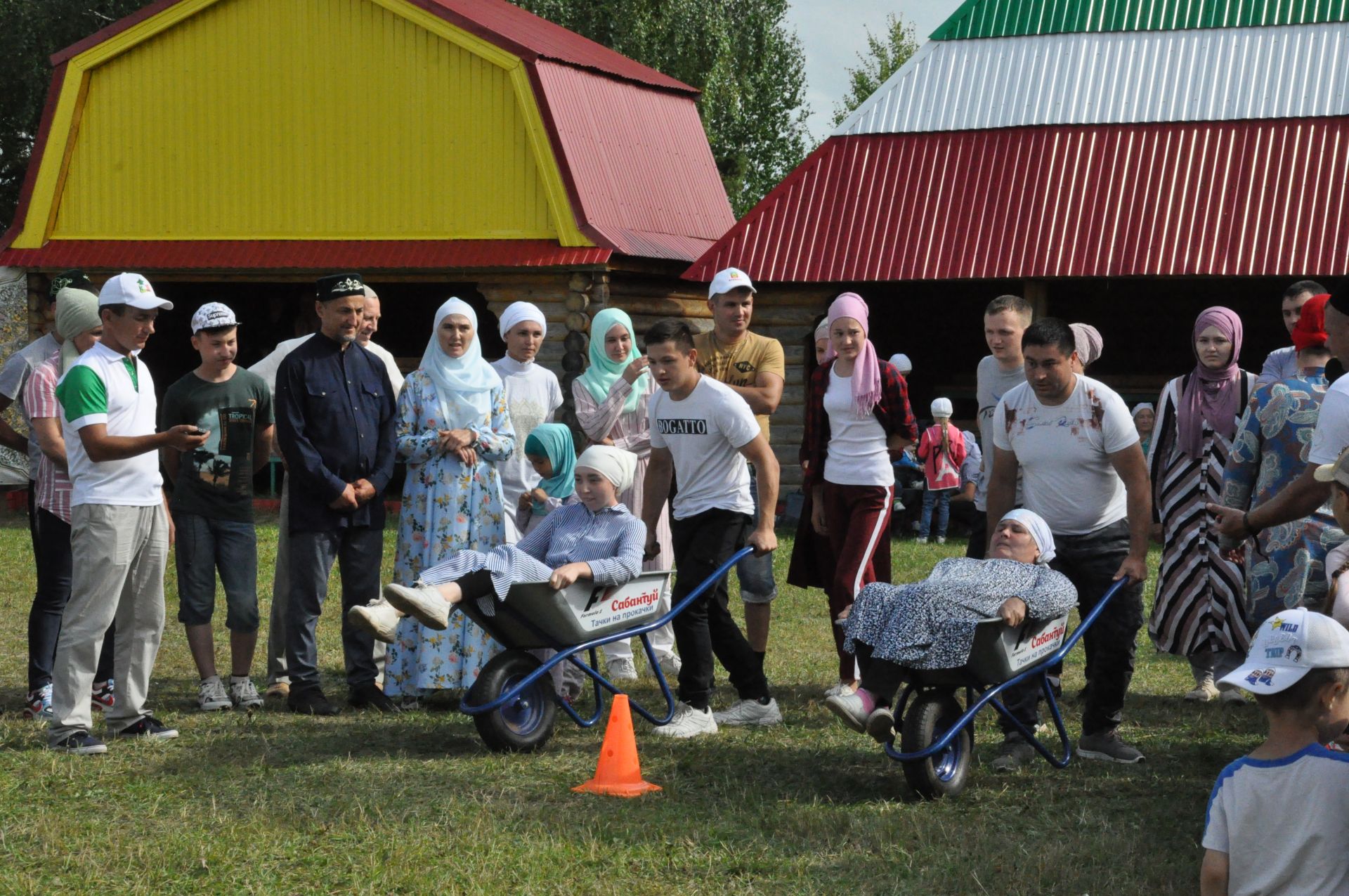 Сабаның Лесхоз бистәсендә мөселман Сабантуе узды