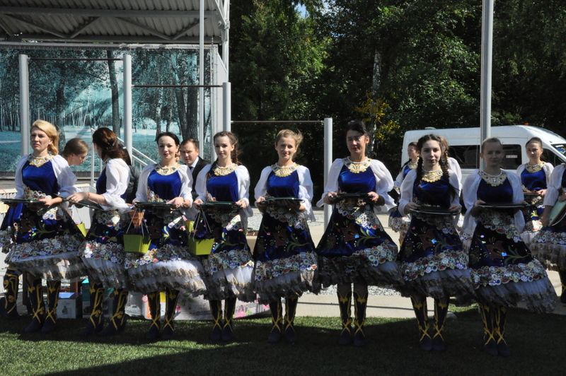 Бүген “Сабантуй”  спорт  комплексында районыбыз  төзүчеләре һөнәри бәйрәмнәрен билгеләп  үттеләр