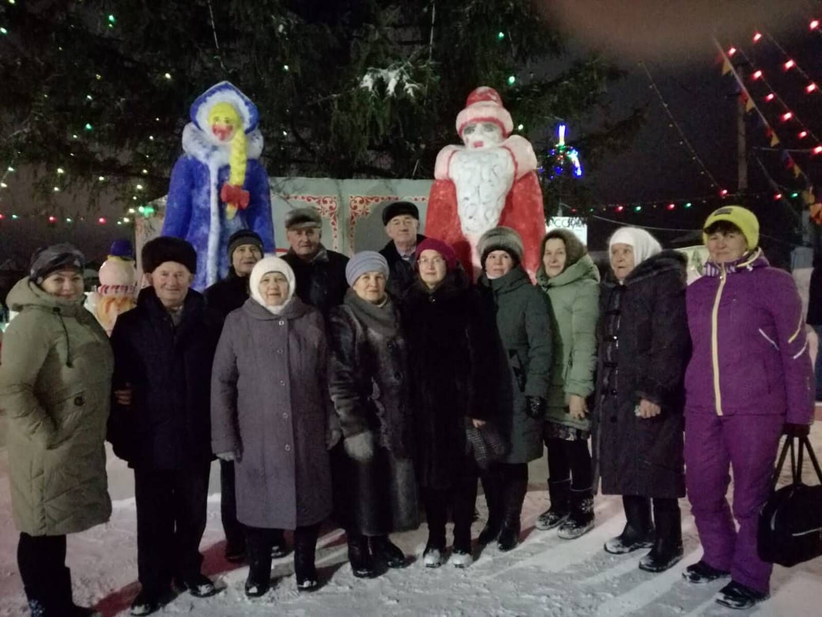 «Балкыш»-(Сияние) тернәкләндерү үзәгендә социаль хезмәт алучылар өчен Яңа ел чыршысы ябылу тантанасына экскурсия