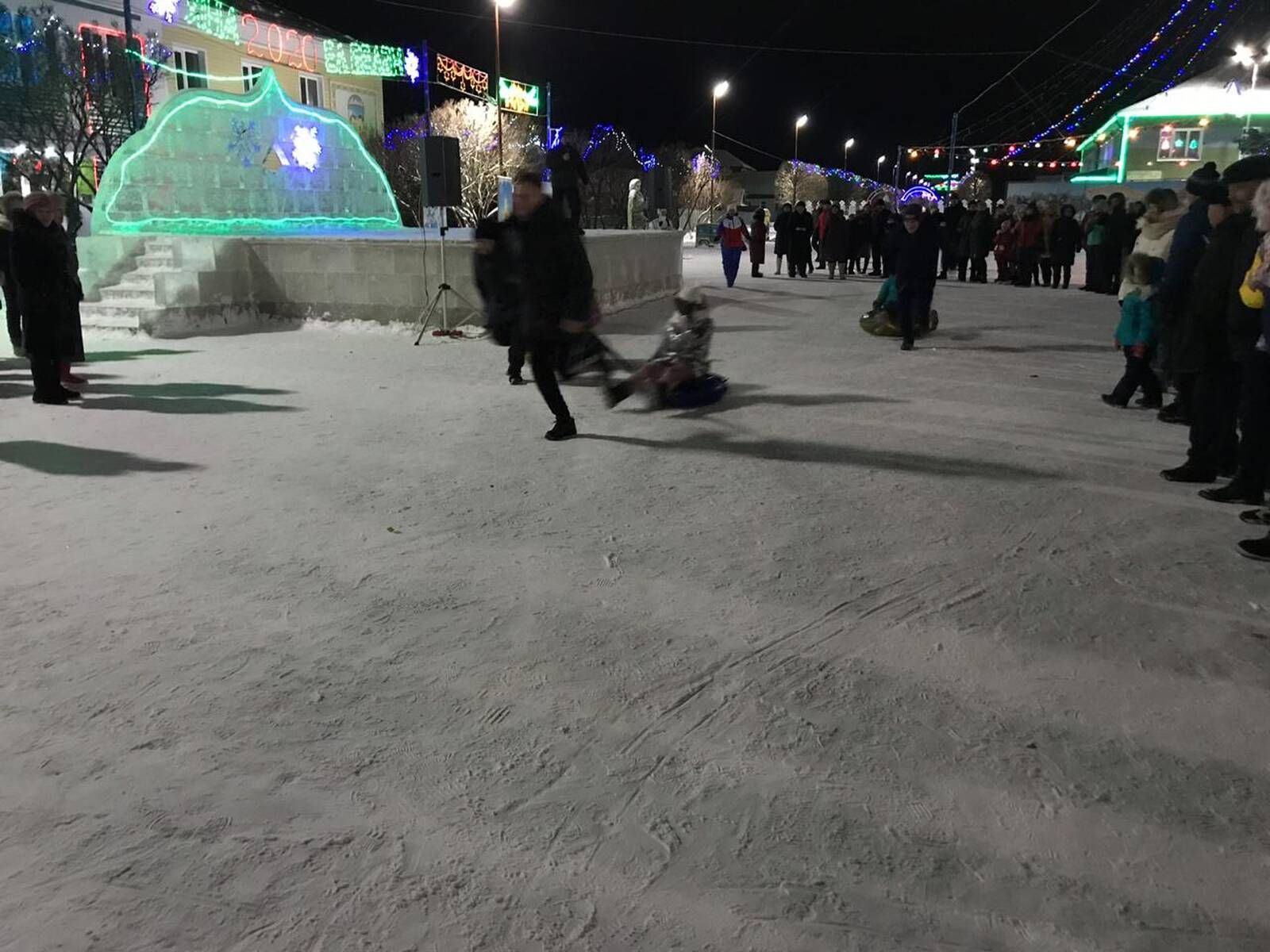 «Новый год - счастье, радость нам несёт!»