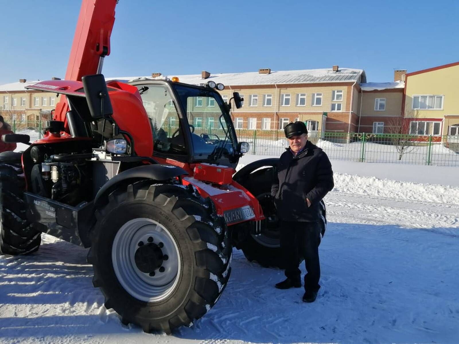 Manitou төягеченең демонстрацион күрсәткече