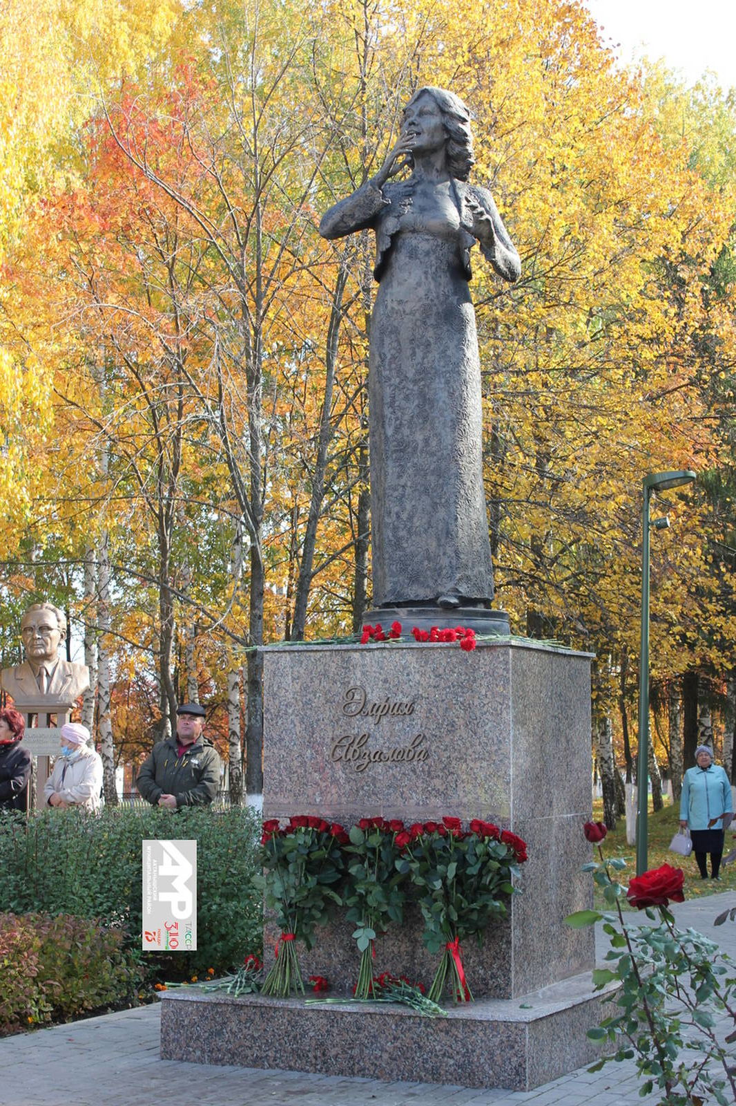 Татарстанның район башлыклар Актанышта милли мәдәният буенча эшчәнлек белән танышты