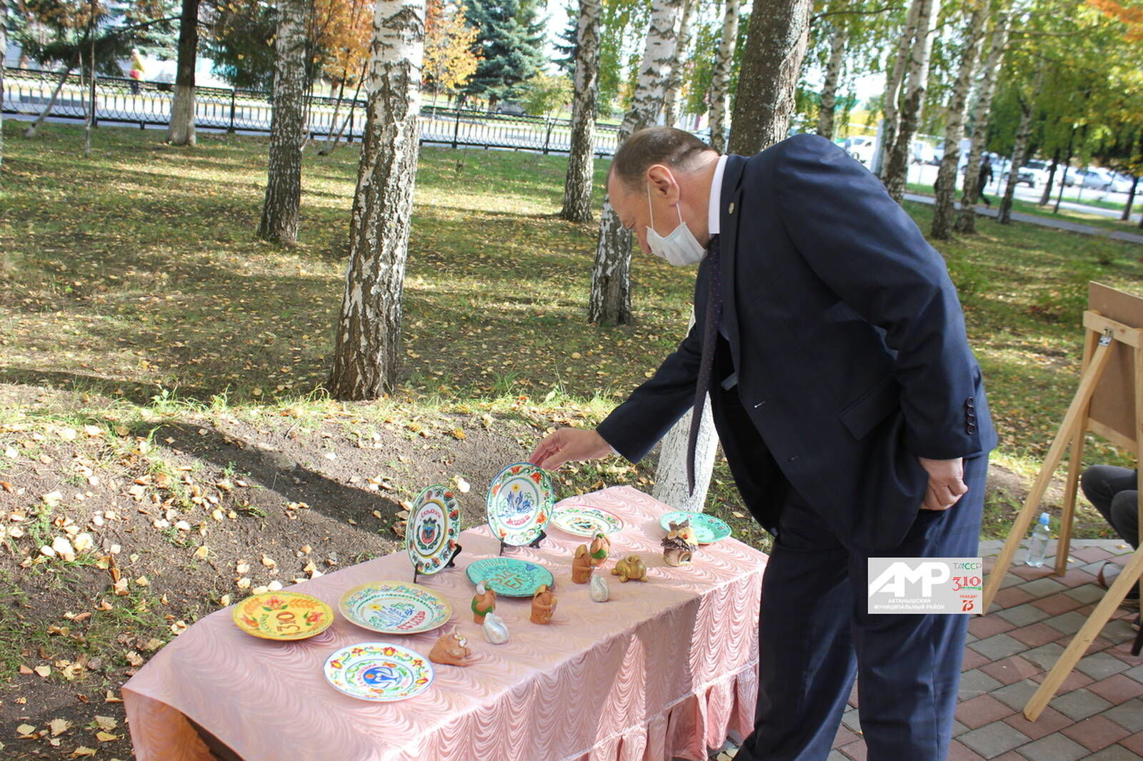 Татарстанның район башлыклар Актанышта милли мәдәният буенча эшчәнлек белән танышты