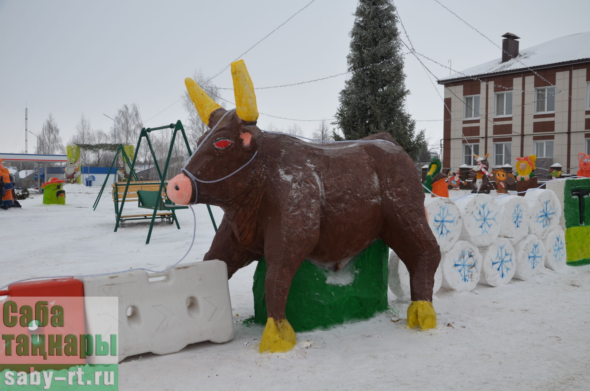 Сабаның кар сыннары буенча сәяхәт