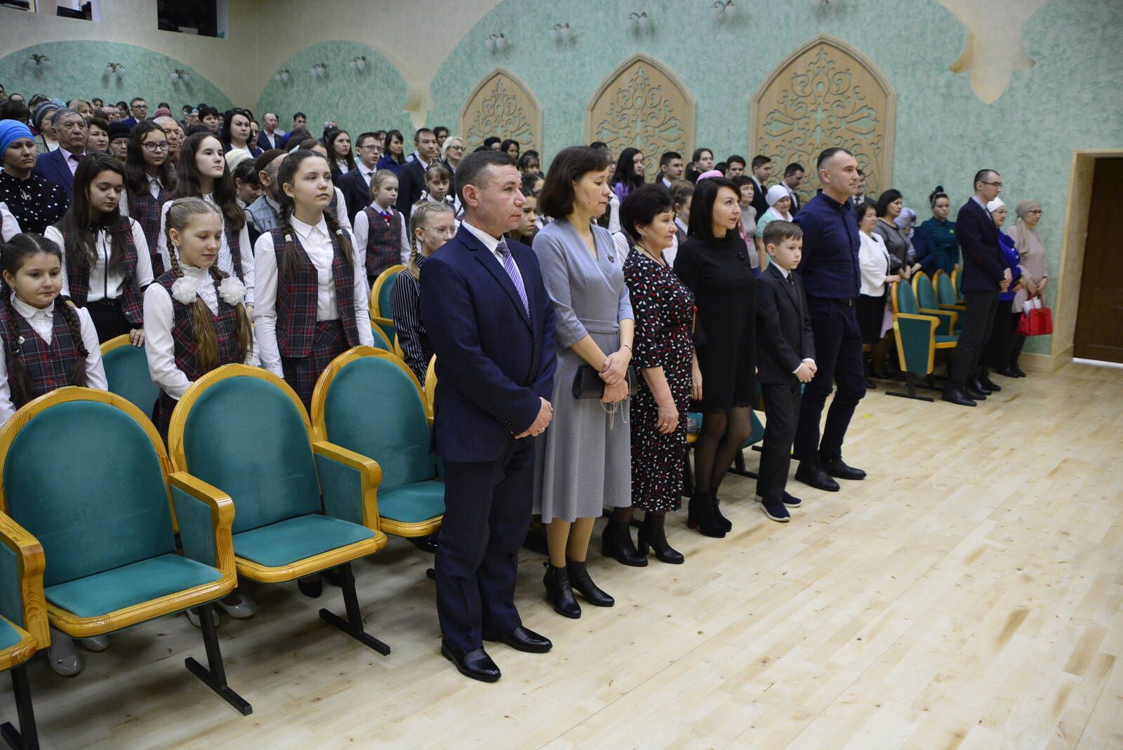 “Сабаларда булган эчәр суы, каләменең язу карасы...”