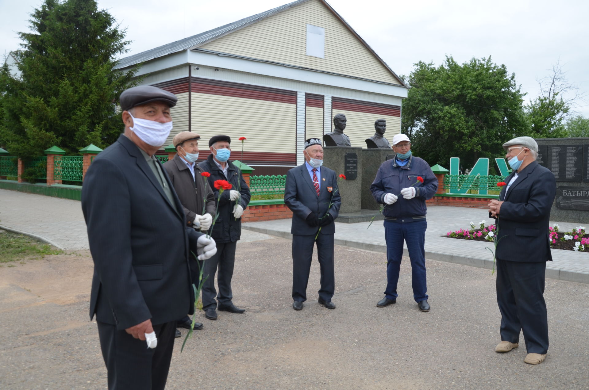 Сабада “Хәтер” шәмнәре  кабынды