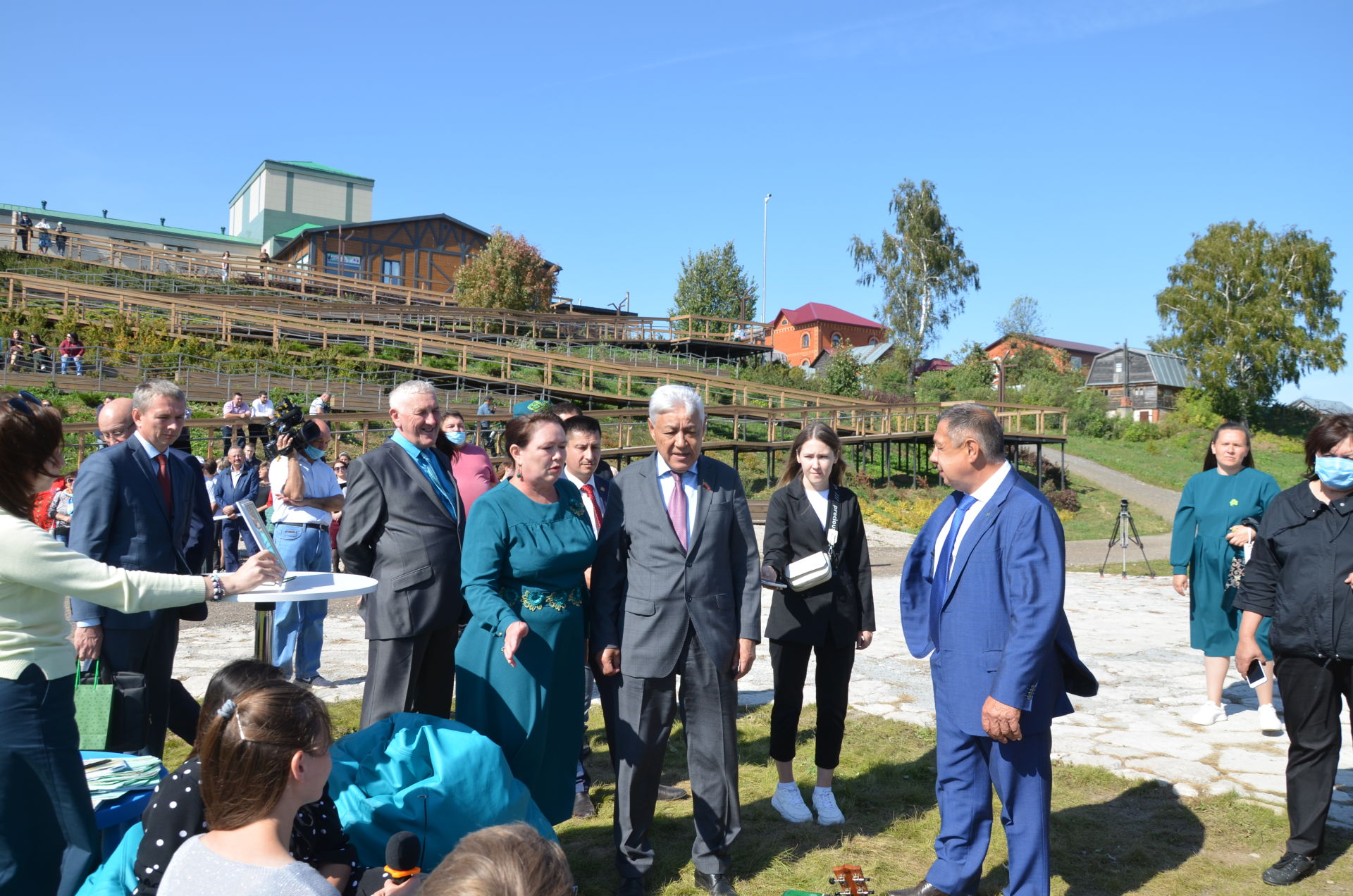 Бүген районга эшлекле сәфәр белән Татарстан Республикасы Дәүләт Советы рәисе Фәрит Мөхәммәтшин килде