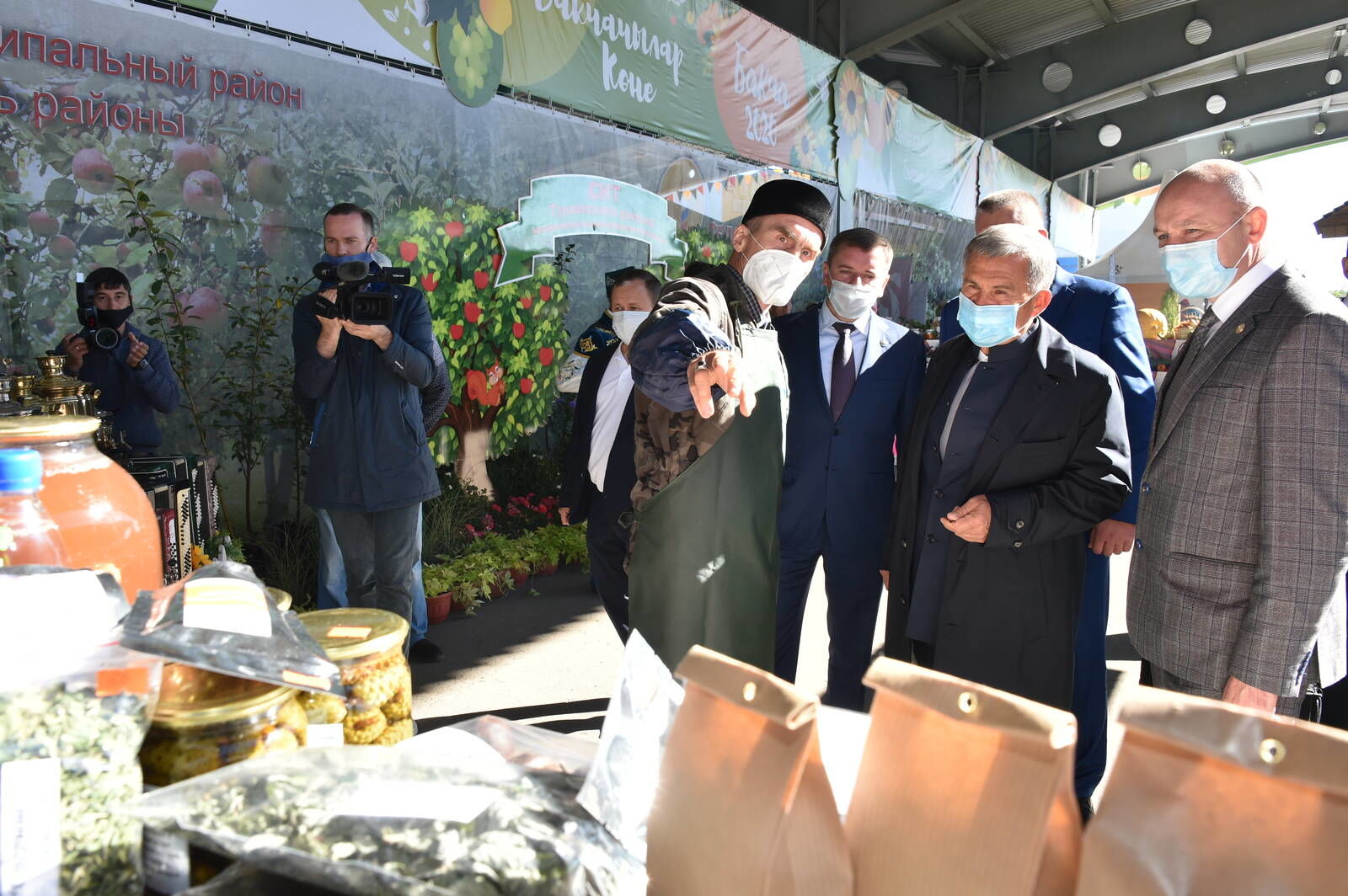 Татарстан кулланучылар кооперативларына Бакчачы көнендә узган ярминкәдә 25 автомобиль тапшырдылар