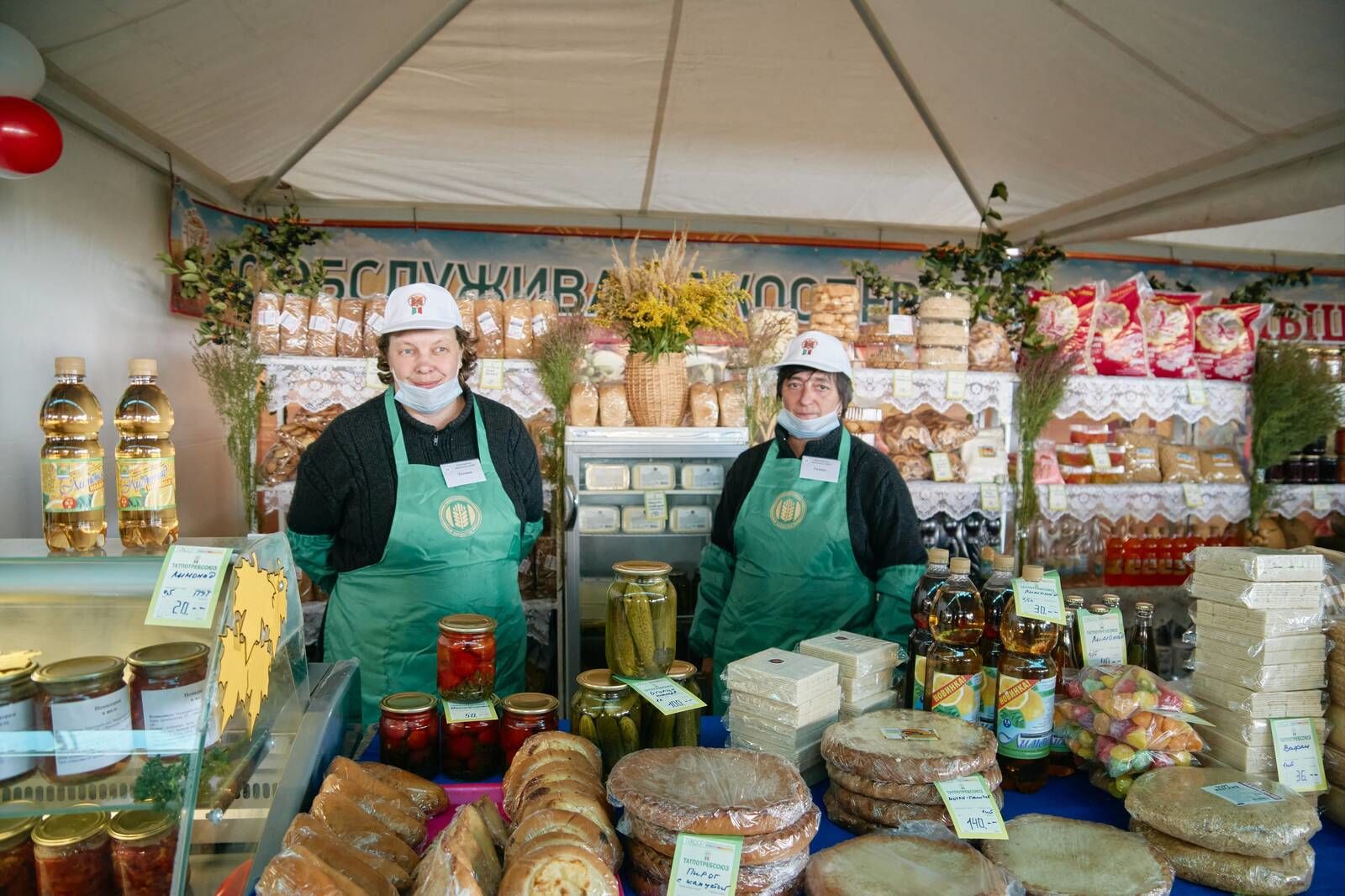 Татарстан кулланучылар кооперативларына Бакчачы көнендә узган ярминкәдә 25 автомобиль тапшырдылар