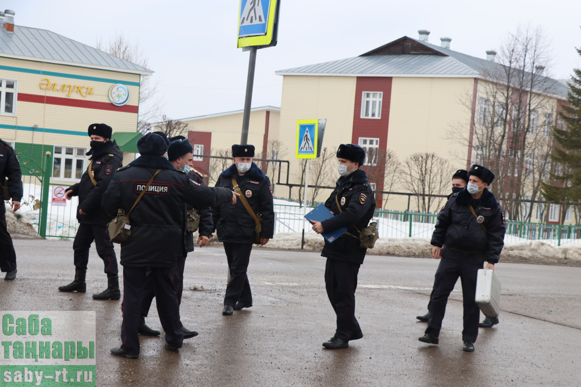 Гражданлык оборонасы һәм гадәттән тыш хәлләр министрлыгы тарафыннан укулар һәм өйрәнүләр