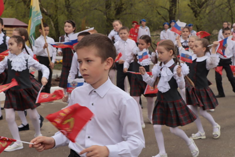 Кече Кибәче  авылында Бөек Ватан  сугышында катнашучылар  истәлеген  мәңгеләштергән  монумент ачу тантанасы