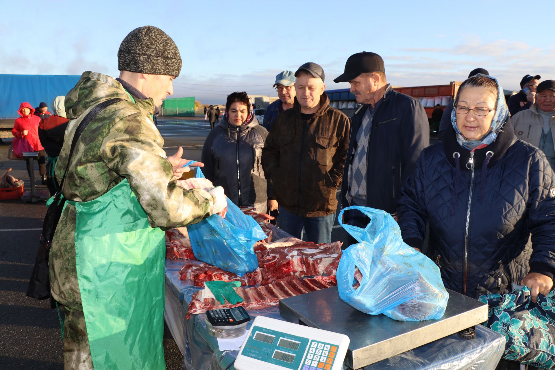 Авыл хуҗалыгы продукциясе ярминкәсе гөрләде [фоторепортаж]