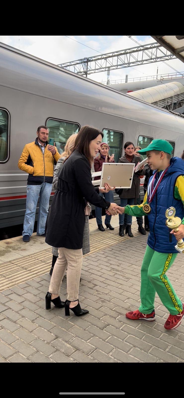 Анапада җинү яулап кайткан укучыларны тантаналы рәвештә каршы алдылар