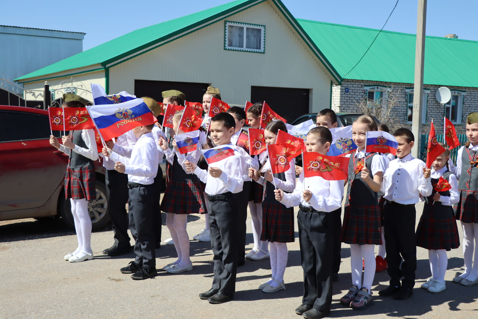 Төбәк авылында Бөек Ватан сугышында һәм Җиңү белән кайтып вафат булганнар истәлегенә обелиск ачылды [фоторепортаж]