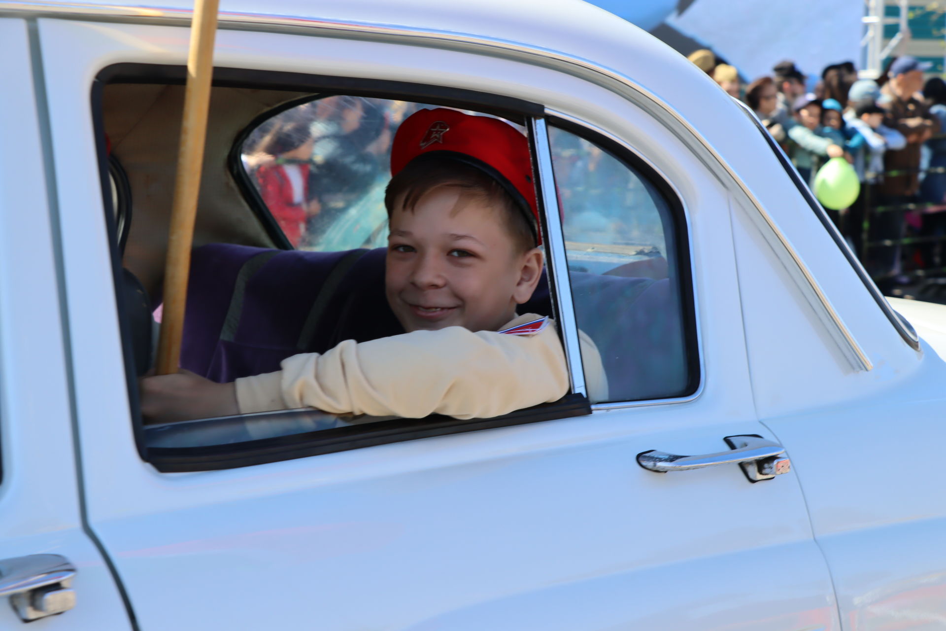 Сабада узган хәрби техника парадыннан фоторепортаж