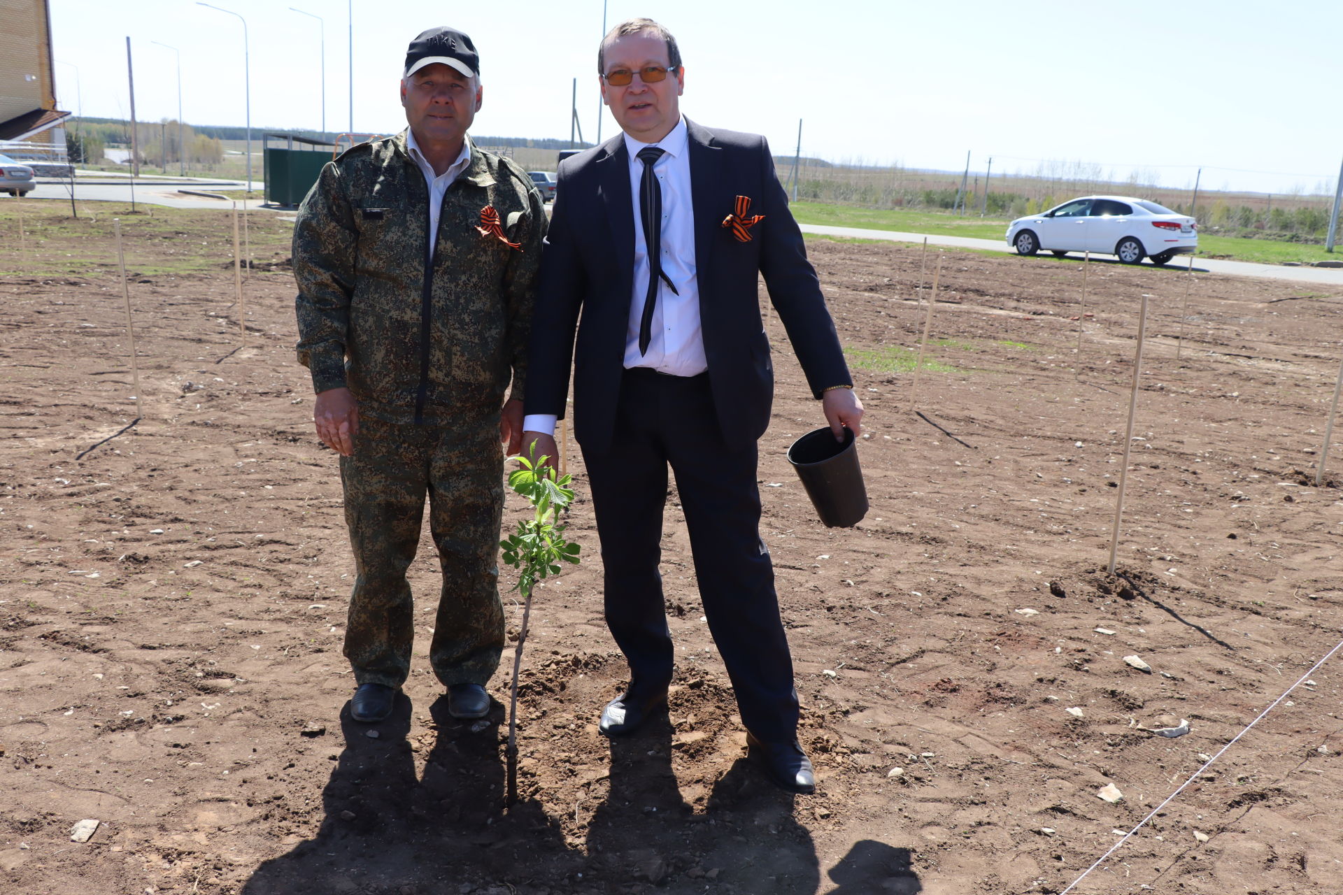 Бөек Җиңүнең 77 еллыгы уңаеннан Сабада яңа "Хәтер бакчасы" барлыкка килде (фоторепортаж)