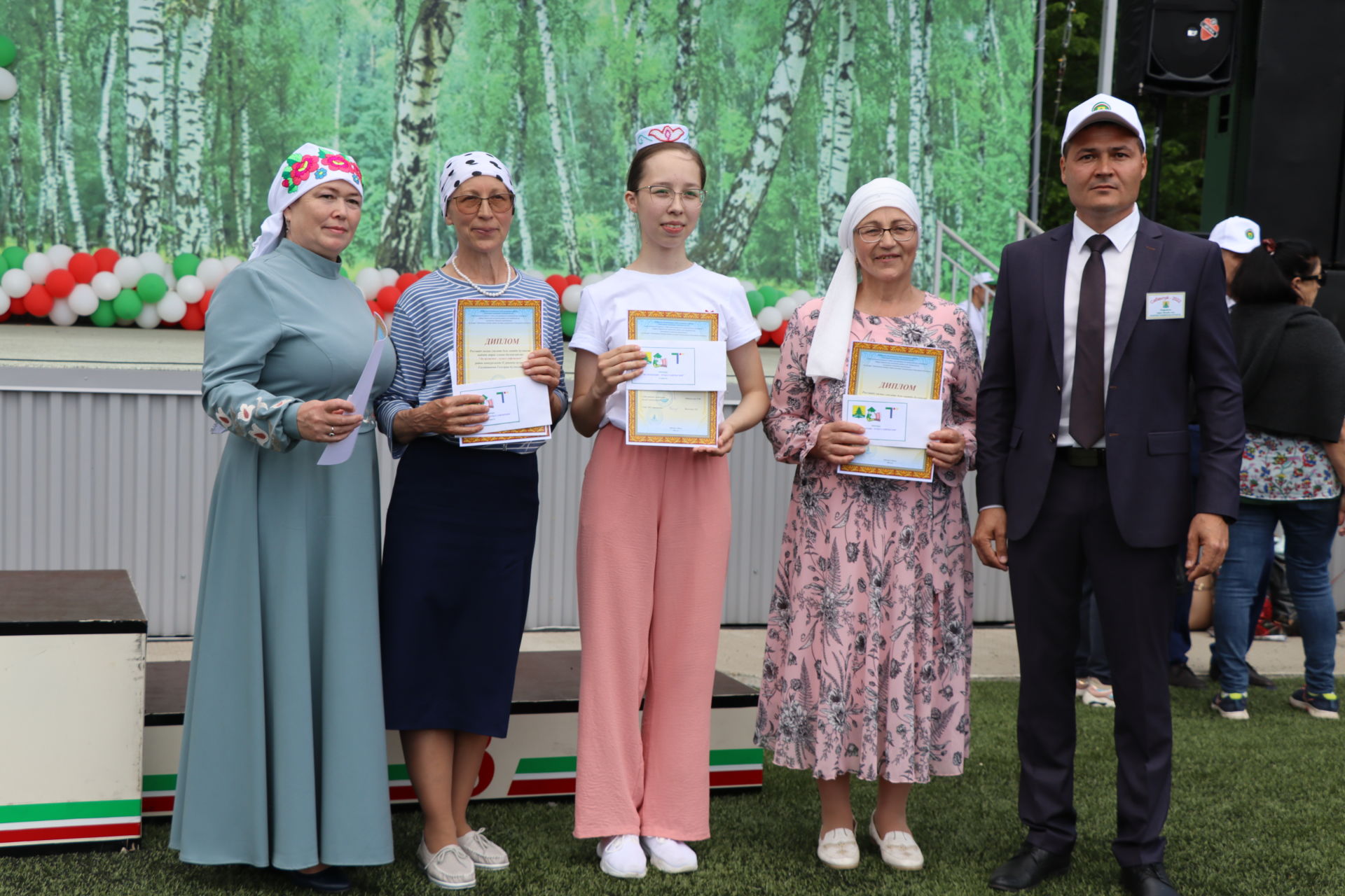 Сабантуйдагы  спорт  ярышларыннан һәм  уеннардан фоторепортаж