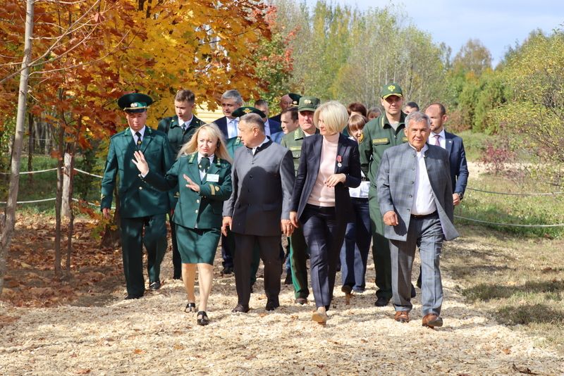 Бүген Россия вице-премьеры Виктория Абрамченко Саба  урман хуҗалыгында булды