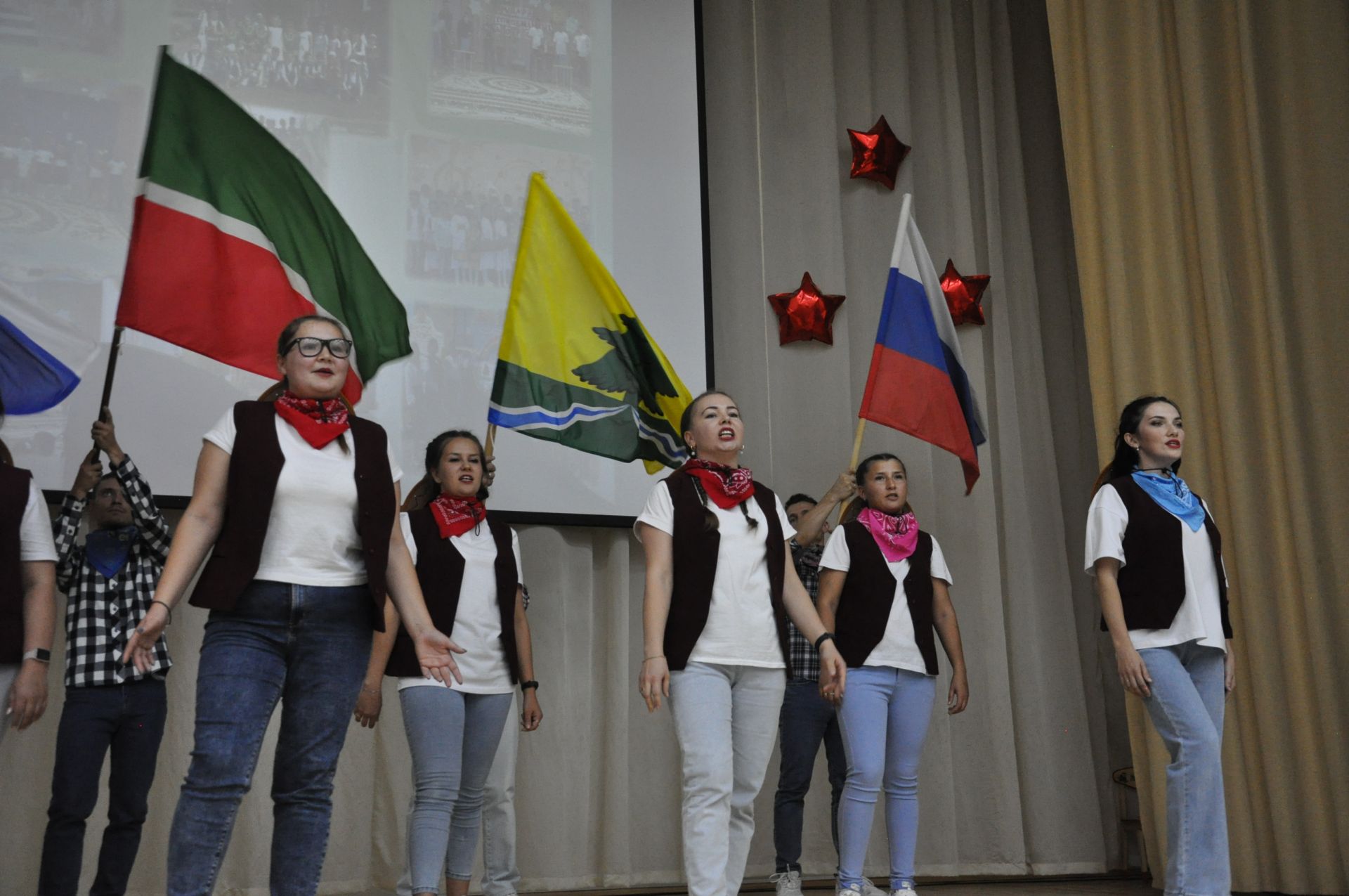 Районыбызда «Тату балалар бакчасы серләре» бәйгесе узды