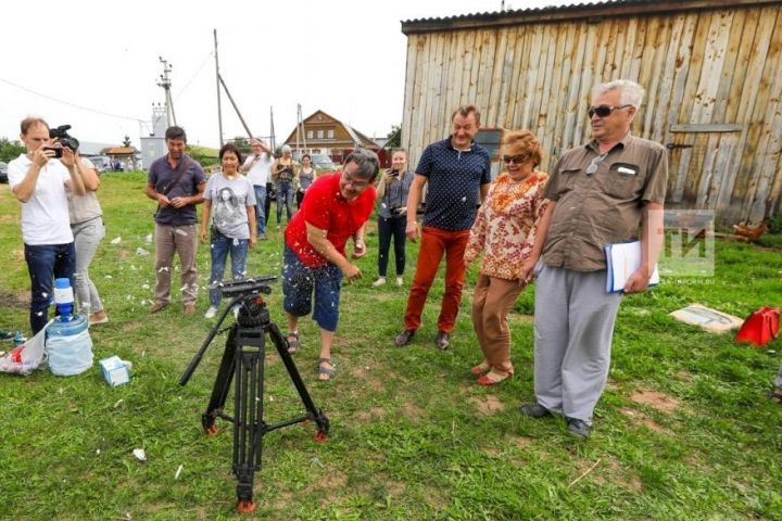 НАДАН АЙСЫЛУ, САБАНТУЙ КОЛГАСЫ ҺӘМ ҮТӘЙ-БҮКӘЙ - 2017 ЕЛ ТАТАР КИНЕМАТОГРАФИЯСЕ ТАРИХЫНДА НИЛӘР КАЛДЫРДЫ?