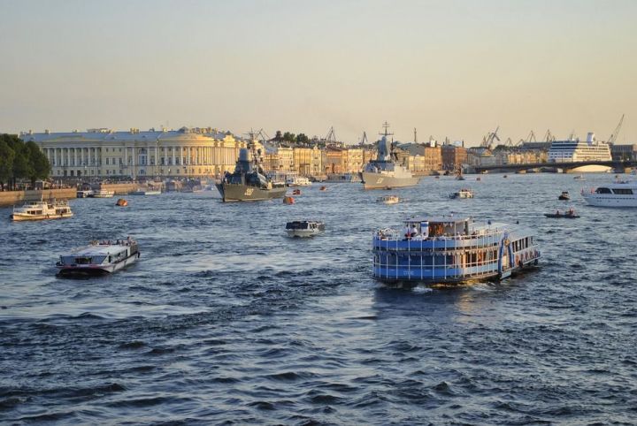 День командира надводного, подводного и воздушного корабля ВМФ России