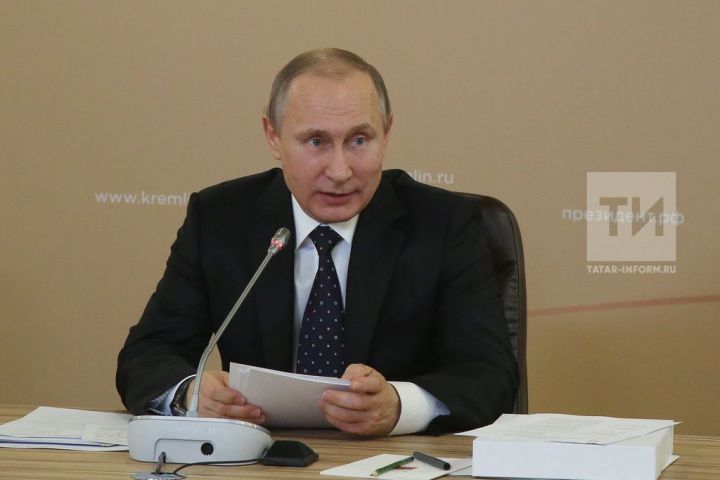 Путин 2023 елны Музыка елы дип игълан итүне хуплады