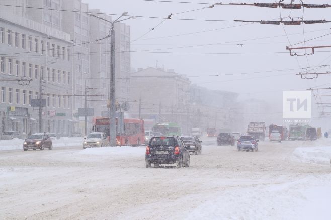 Татарстанда көчле җил, буран һәм бозлавык көтелә