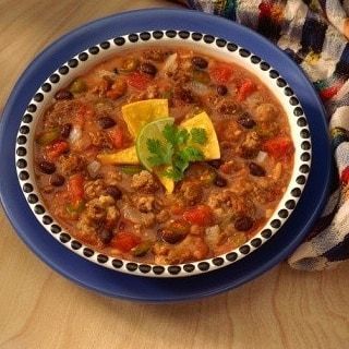 Мексиканский суп с фаршем и овощами