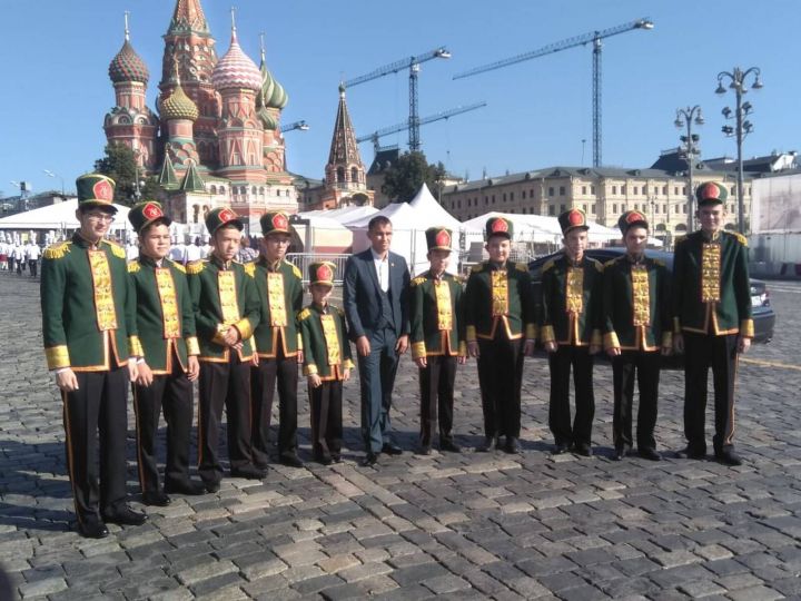 Саба балалар сәнгать мәктәбе укучылары «Спасская башня детям» Халыкара хәрби-музыкаль фестивалендә катнаштылар