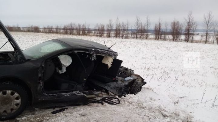 Татарстанда автобус белән юл һәлакәтендә ике олы кеше һәм бер бала имгәнгән