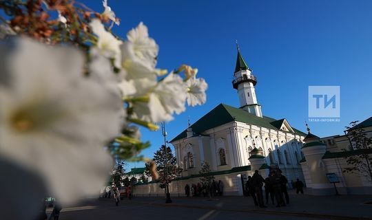 Рөстәм Миңнеханов Ураза һәм Корбан гаетен бәйрәм итү турында указны имзалады