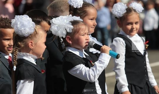 Татарстан мәктәпләрендә, узган ел белән чагыштырганда, беренче сыйныфлылар 5 мең балага күбрәк