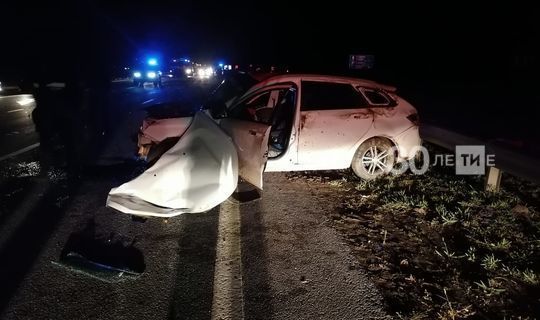 Татарстанда М7 трассасында авариядә ике кеше һәлак булган, бер кеше имгәнгән